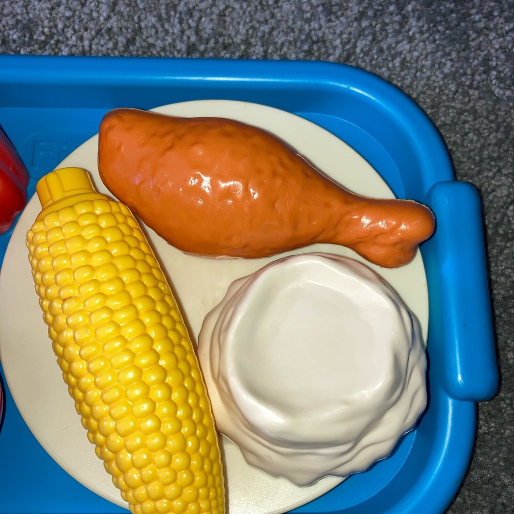 Vintage Fisher Price Play Food Chicken Dinner Mashed Potatoes Corn Apple Tray - Picture 4 of 6